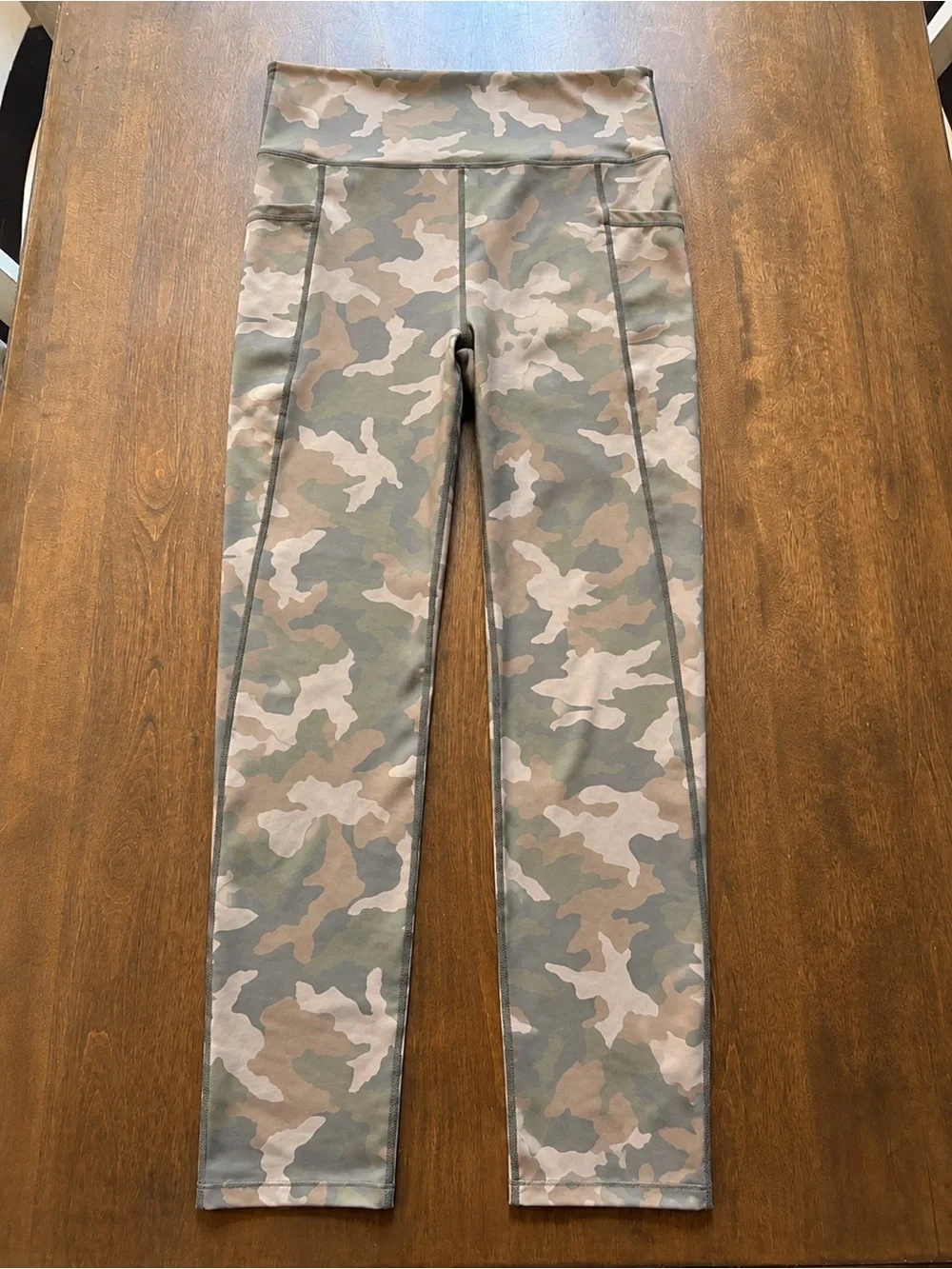 JustFab Camo High Rise Pocket Leggings L
